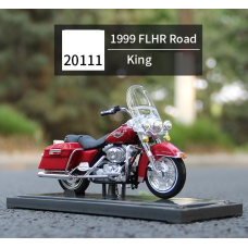 Модель мотоцикла Harley-Davidson FLHR Road King 1999. масштаб 1:18