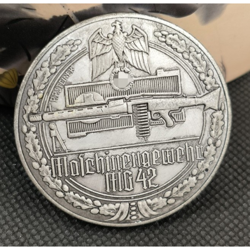 Сувенир медалі із серії зброя другої світової війни 1939-1945гг кулемет МГ-42