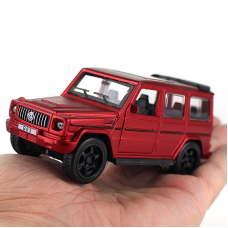 Модель автомобіля Brabus G63 ( 1:36)